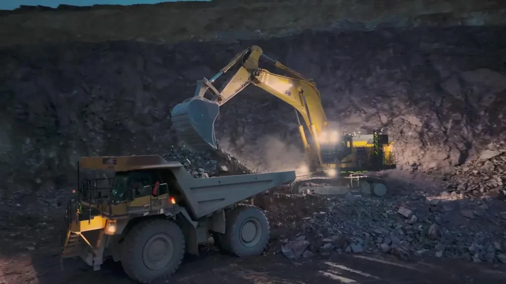 Construction Equipment Work Lighting: How to Reduce Blind Spots, Shadows & Poor Task Visibility
