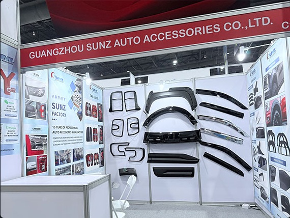 SUNZ exhibition booth displaying pickup exterior accessories